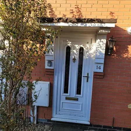 2 Bedroom End Of Terrace House Wellington  Exterior photo